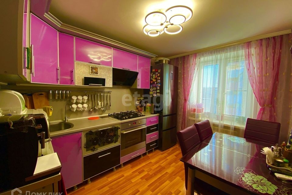 Продаётся 3-комнатная квартира, 65 м²
