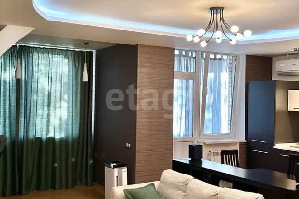 Продаётся 1-комнатная квартира, 53 м²