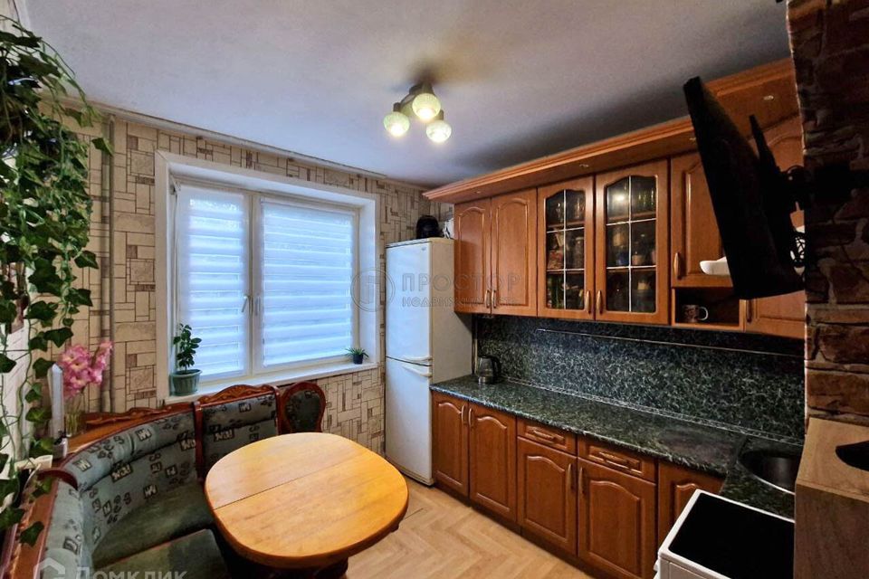 Продаётся 2-комнатная квартира, 61.6 м²