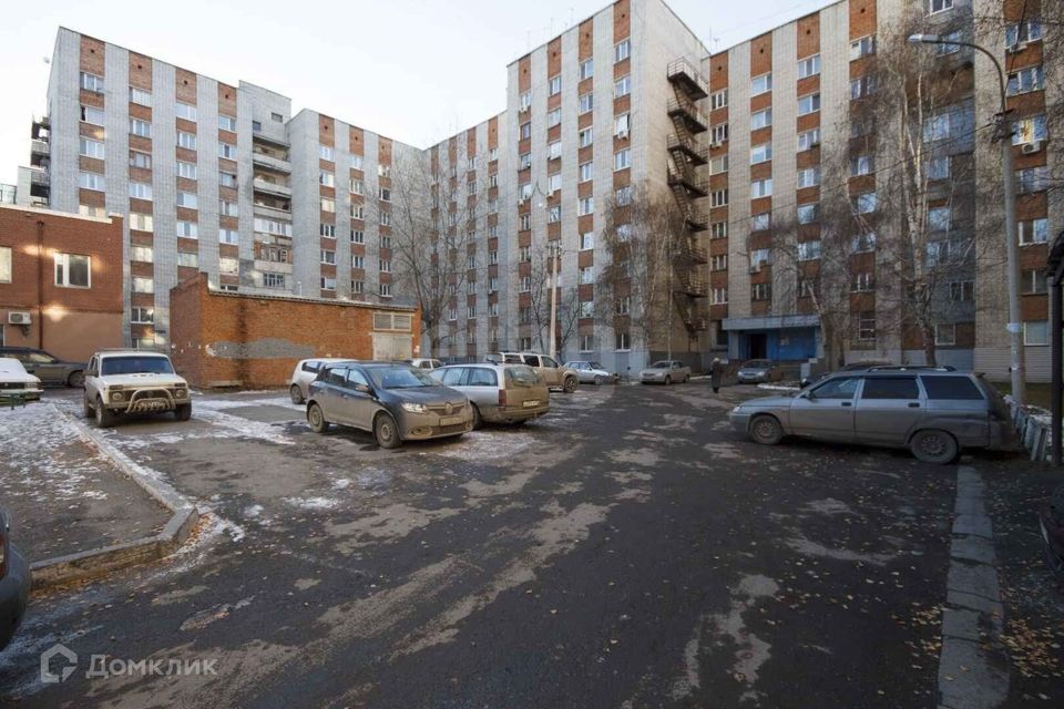 Продаётся комната в 1-комн. квартире, 14 м²