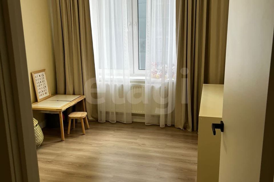 Продаётся 3-комнатная квартира, 56 м²