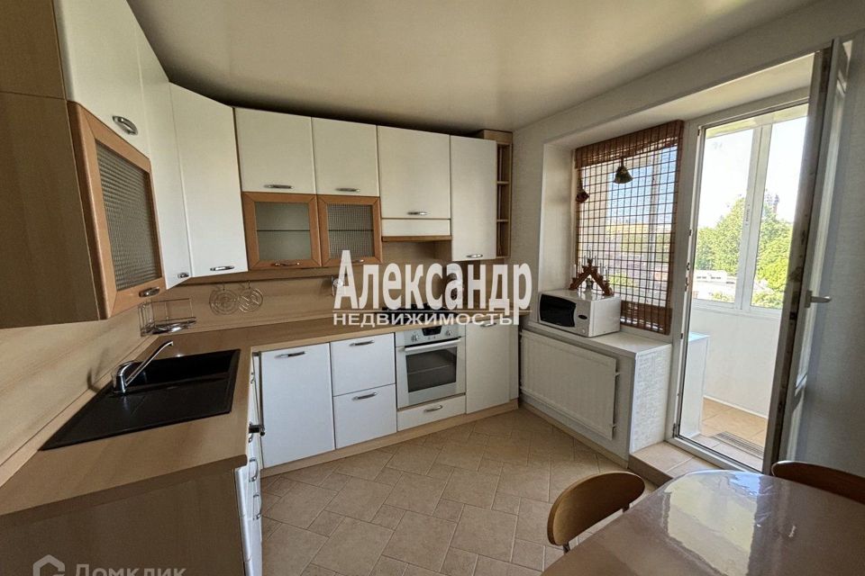 Продаётся 2-комнатная квартира, 54.5 м²