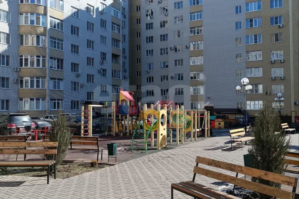 Продаётся 1-комнатная квартира, 42.5 м²