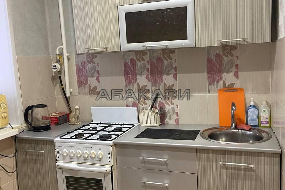 Сдаётся 3-комнатная квартира, 56 м²