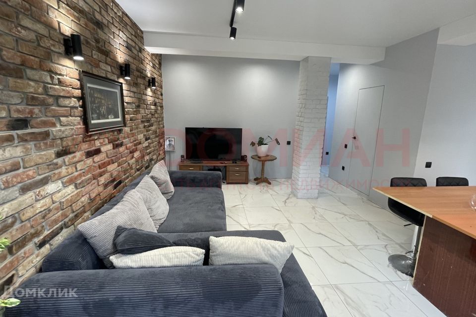Продаётся 3-комнатная квартира, 61.3 м²