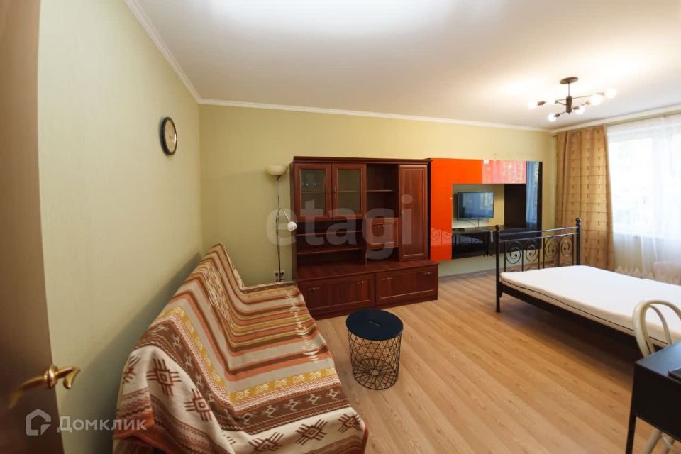 Продаётся 1-комнатная квартира, 32 м²
