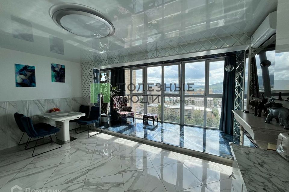 Продаётся 2-комнатная квартира, 83.17 м²