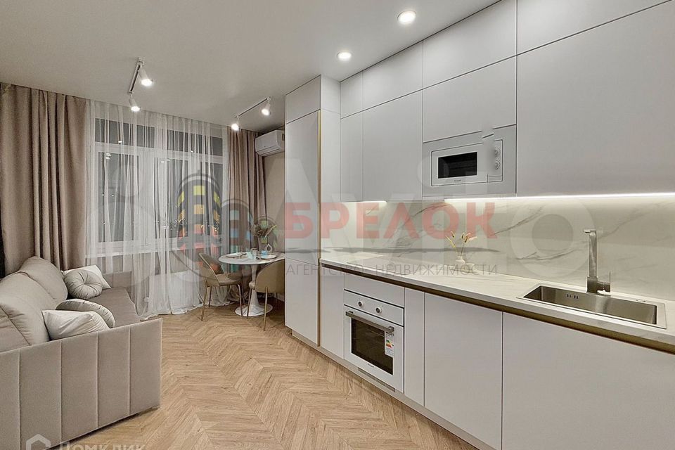 Продаётся 1-комнатная квартира, 38 м²