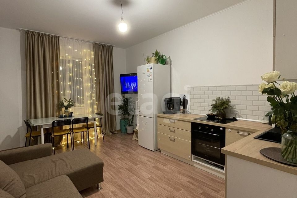 Продаётся 1-комнатная квартира, 47.5 м²