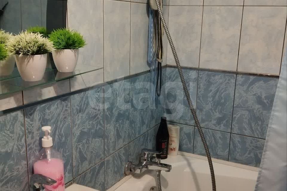 Продаётся 3-комнатная квартира, 60 м²