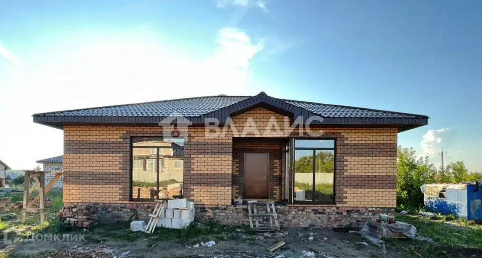 Продаётся 1-этажный дом, 120 м²