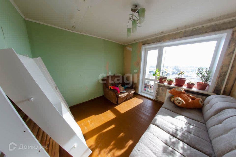 Продаётся 4-комнатная квартира, 79.4 м²