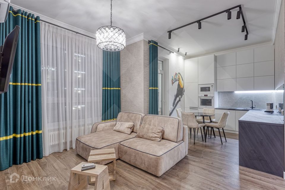 Сдаётся 2-комнатная квартира, 58 м²