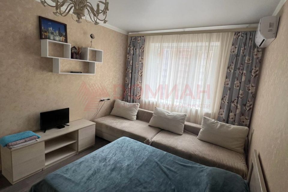 Продаётся 1-комнатная квартира, 41 м²