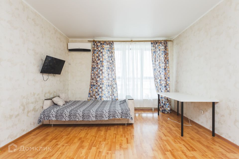 Продаётся 1-комнатная квартира, 43.3 м²