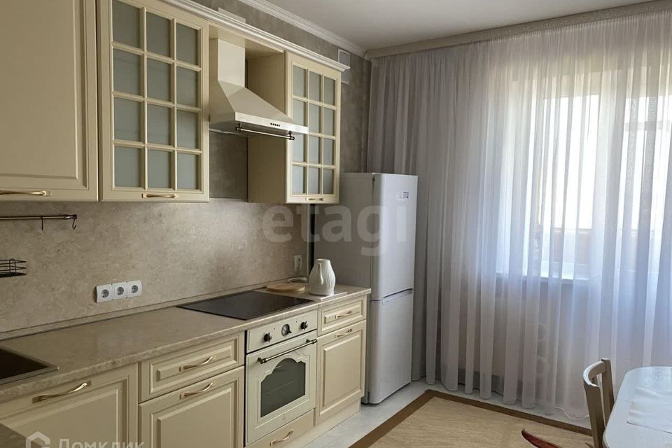 Продаётся 3-комнатная квартира, 92 м²