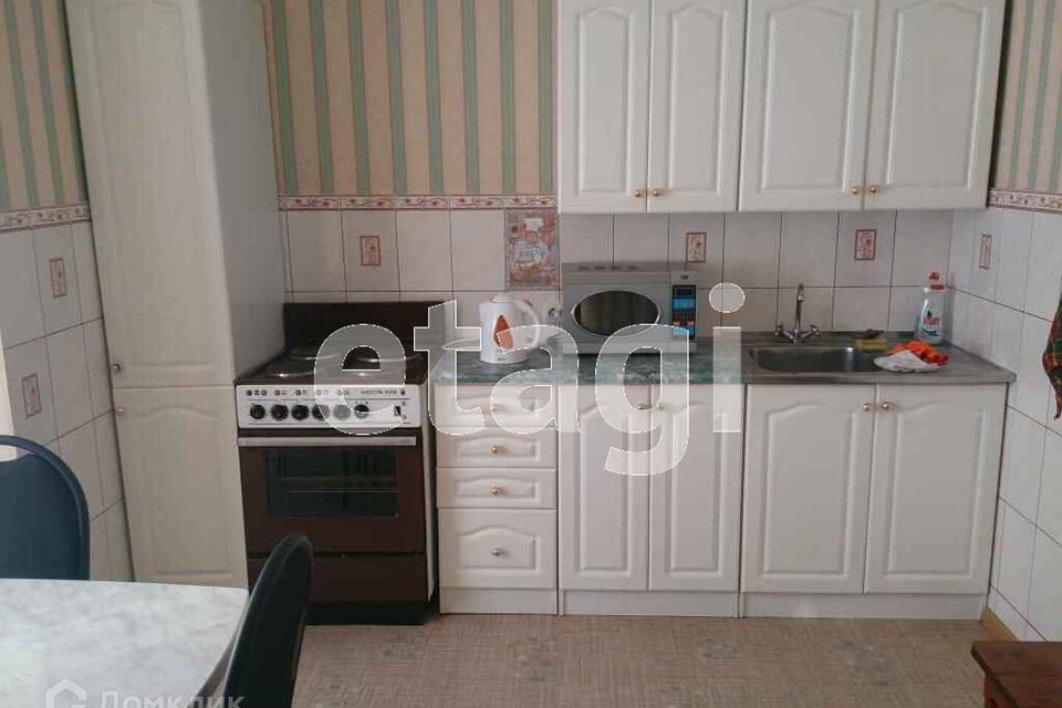 Сдаётся 1-комнатная квартира, 50 м²