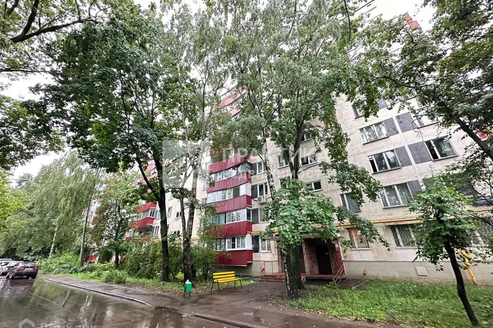 Продаётся 3-комнатная квартира, 49.4 м²