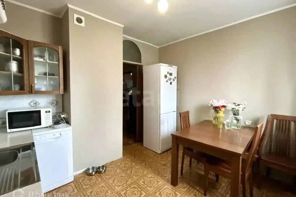 Продаётся 1-комнатная квартира, 38 м²
