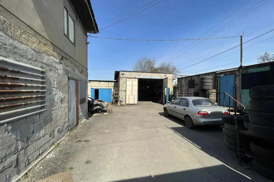 Сдаётся помещение своб. назначения, 241 м²