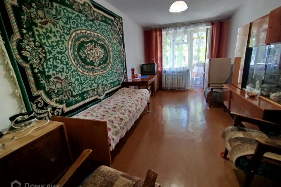 Продаётся 3-комнатная квартира, 59.8 м²