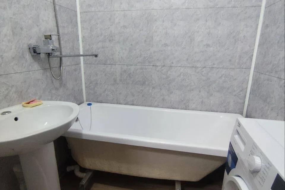 Сдаётся 1-комнатная квартира, 35 м²