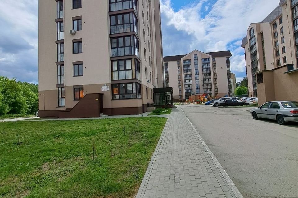 Продаётся 3-комнатная квартира, 86.9 м²