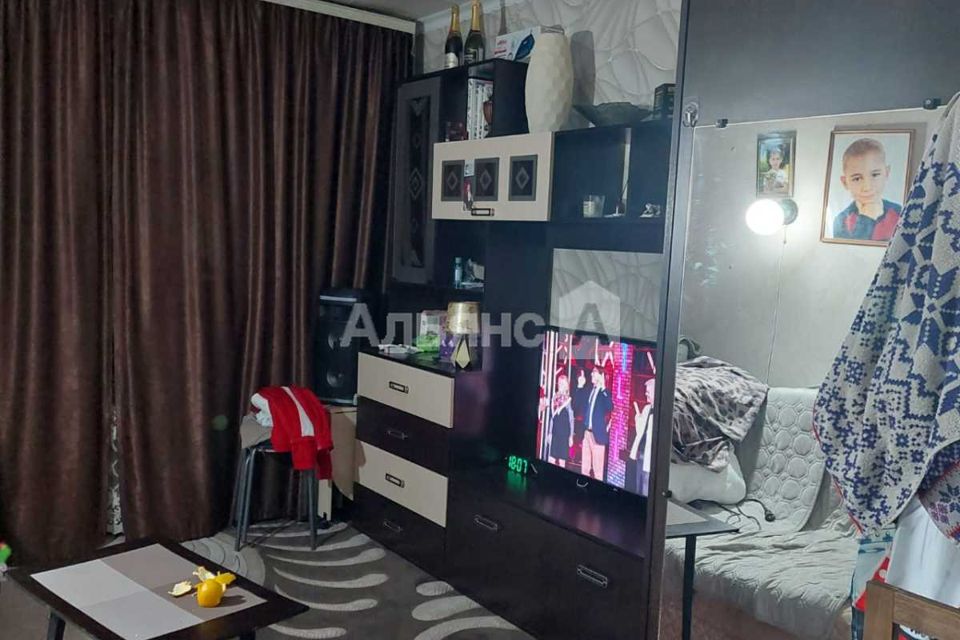 Продаётся комната в 1-комн. квартире, 18 м²