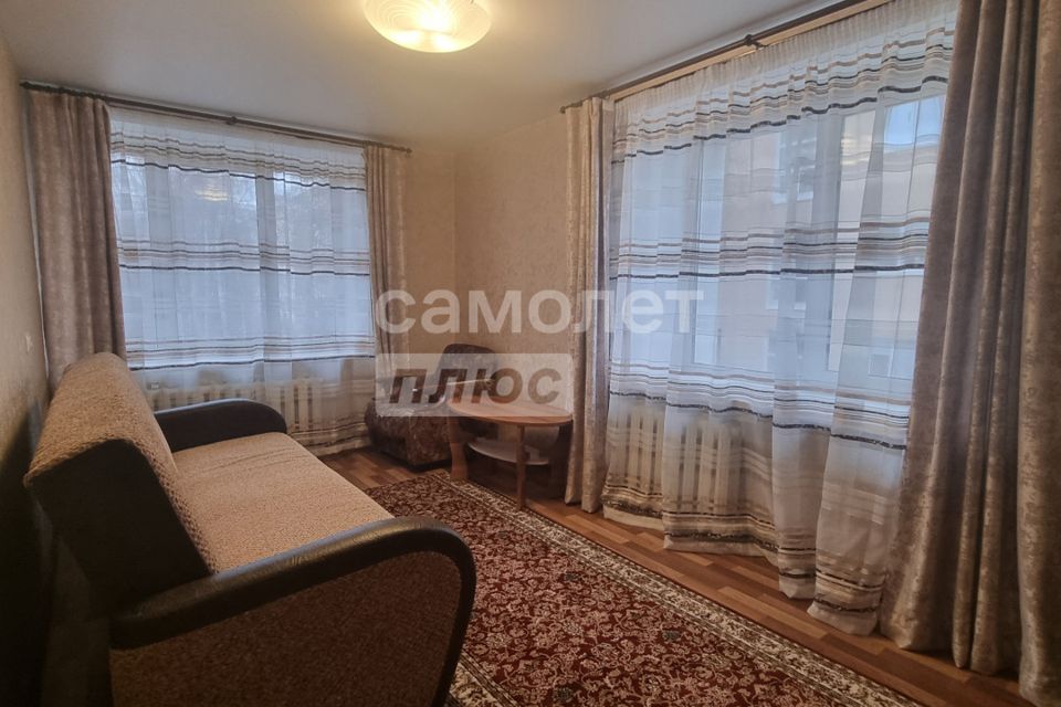 Сдаётся 2-комнатная квартира, 38 м²