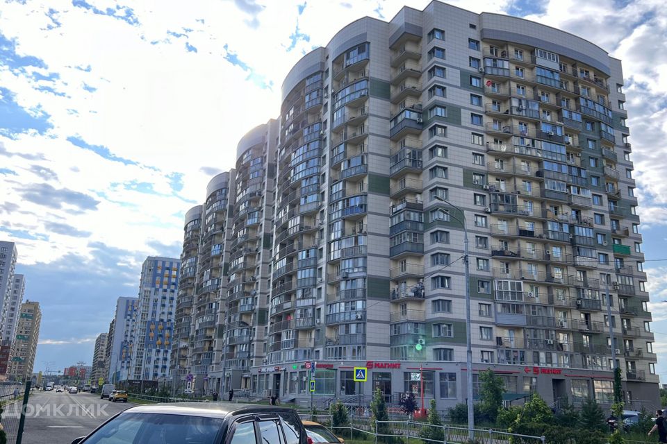 Продаётся 3-комнатная квартира, 87.9 м²
