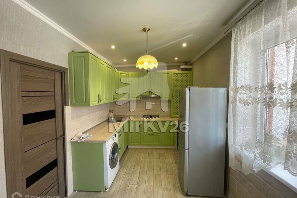 Продаётся 1-комнатная квартира, 41.3 м²