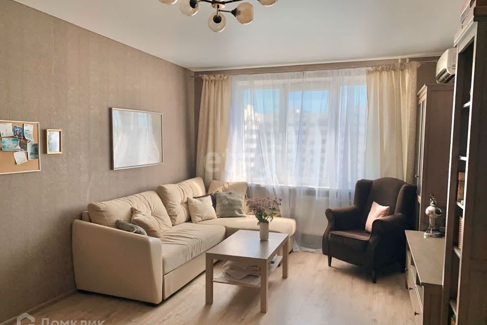 Продаётся 2-комнатная квартира, 56.9 м²