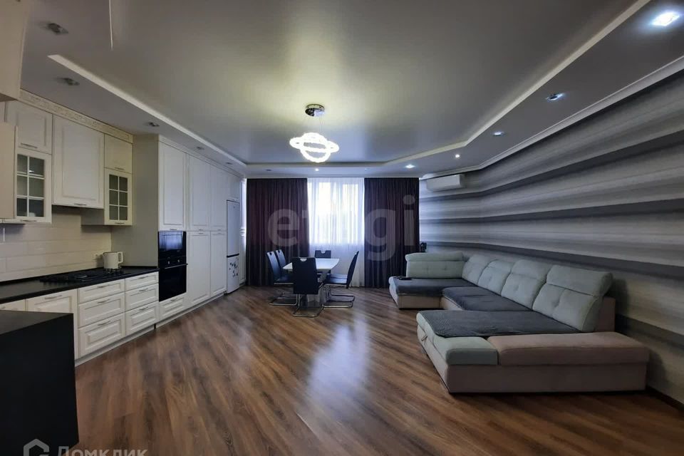 Продаётся 3-комнатная квартира, 75.2 м²