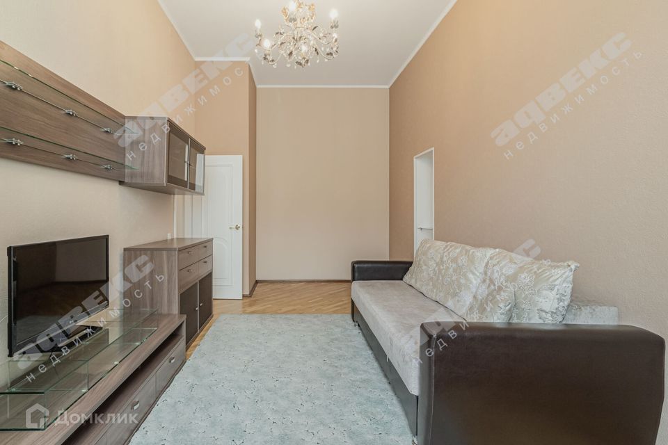 Сдаётся 4-комнатная квартира, 100 м²