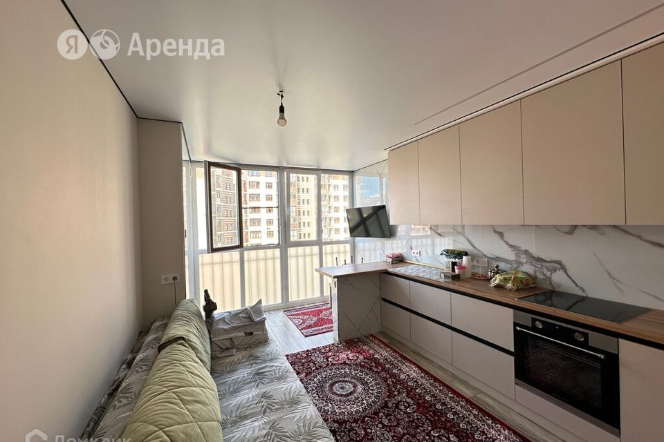 Сдаётся 2-комнатная квартира, 72 м²