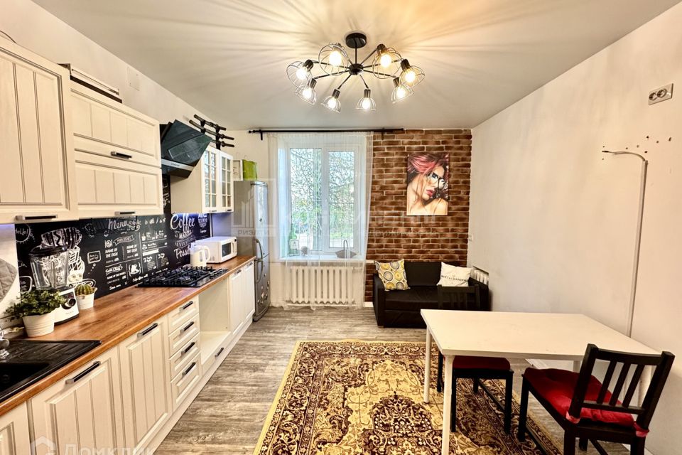 Продаётся 2-комнатная квартира, 58.5 м²