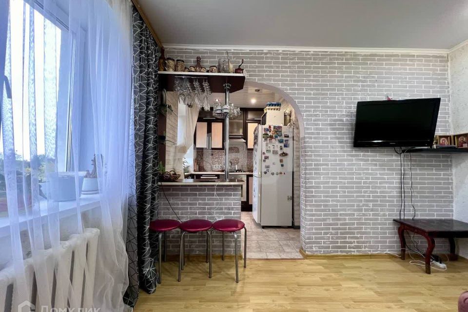 Продаётся 3-комнатная квартира, 49.7 м²