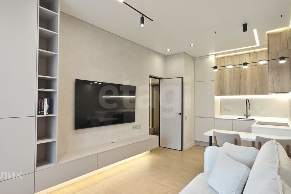 Продаётся 1-комнатная квартира, 38 м²