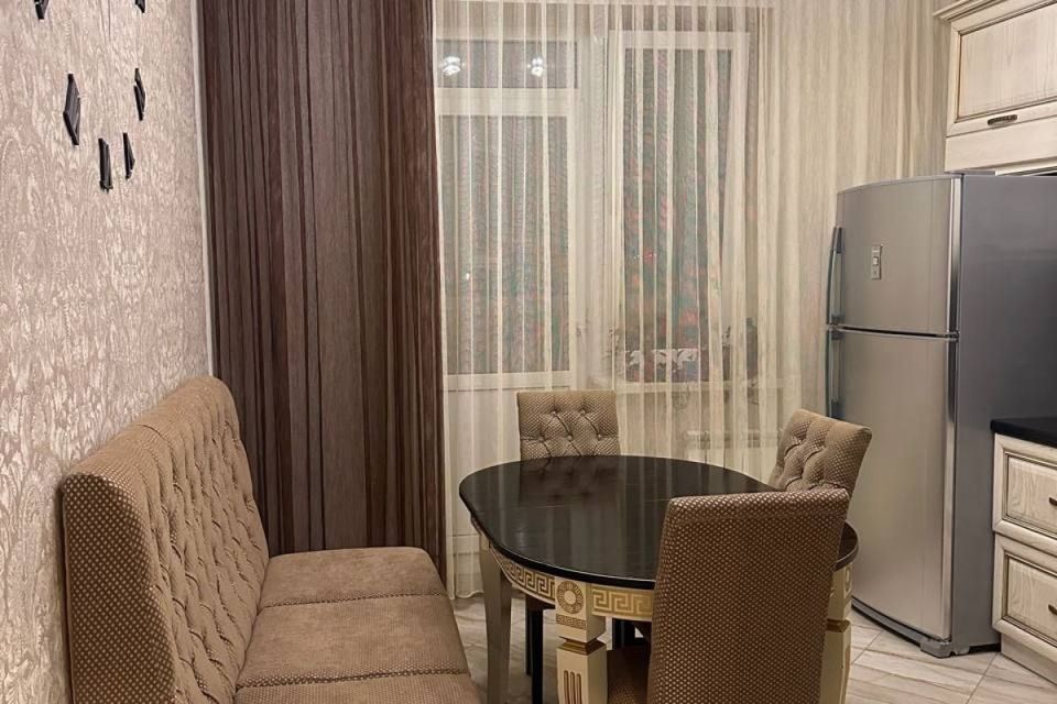 Продаётся 2-комнатная квартира, 73.8 м²