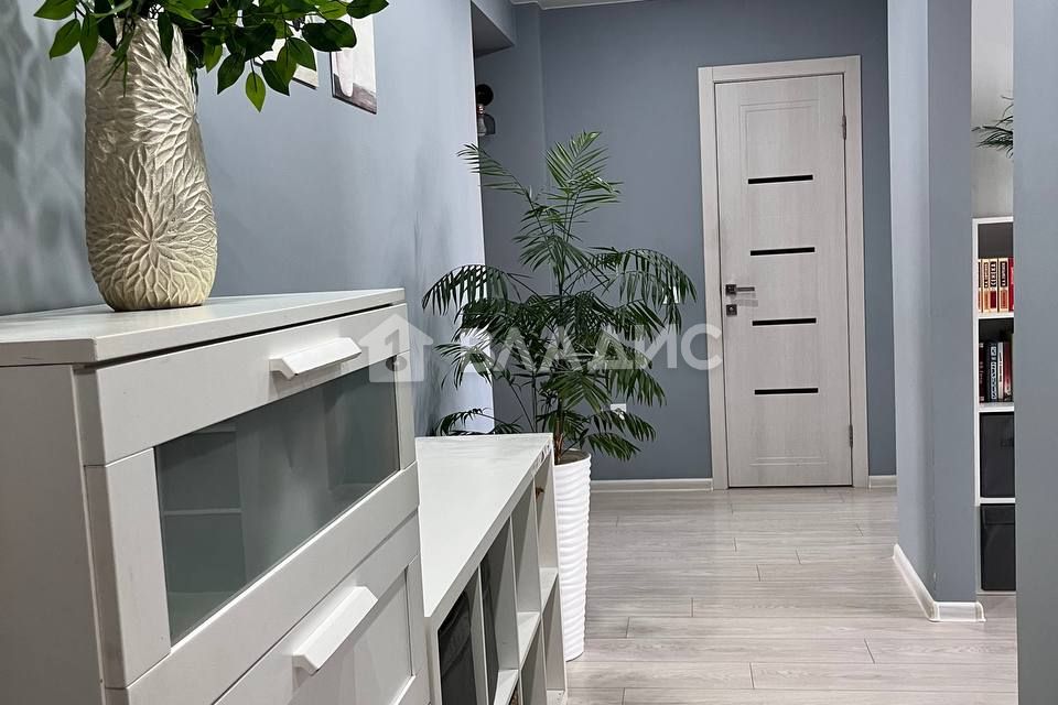 Продаётся 3-комнатная квартира, 74.1 м²