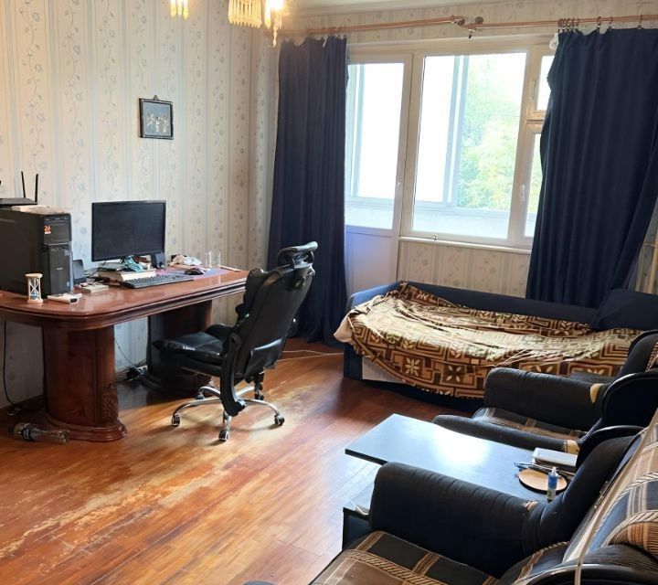 Продаётся 3-комнатная квартира, 77 м²