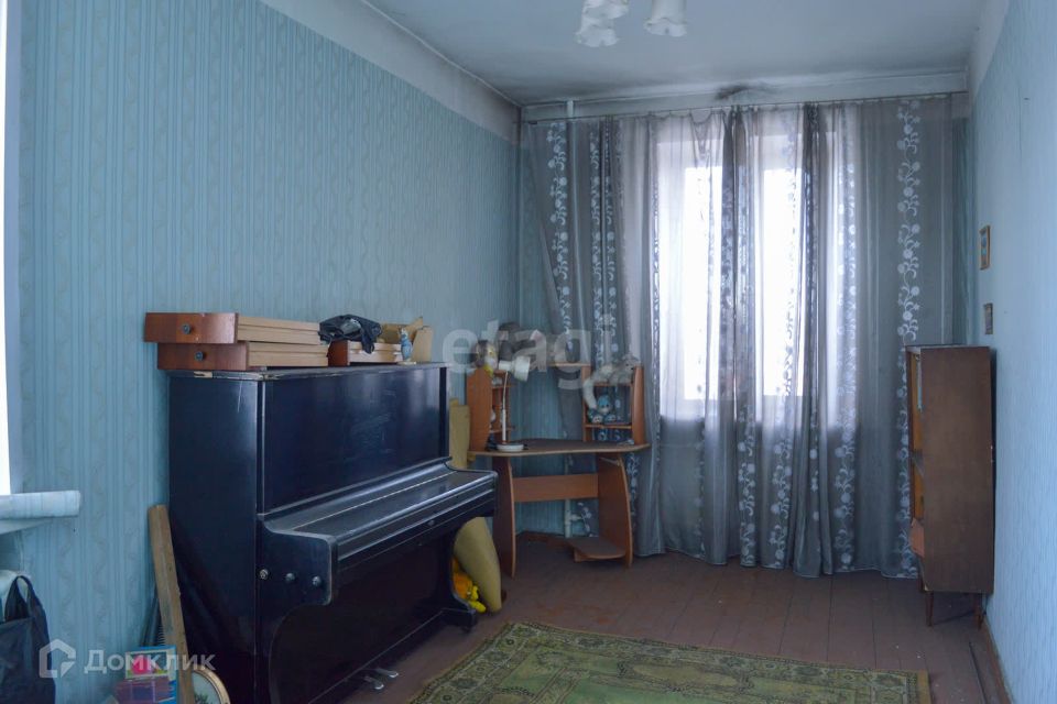 Продаётся 4-комнатная квартира, 108 м²