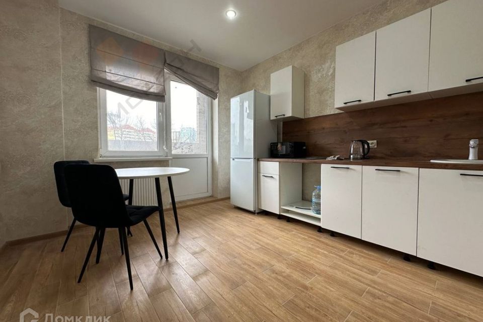 Продаётся 1-комнатная квартира, 40.6 м²