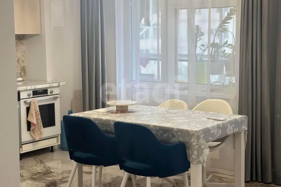 Продаётся 2-комнатная квартира, 58.4 м²