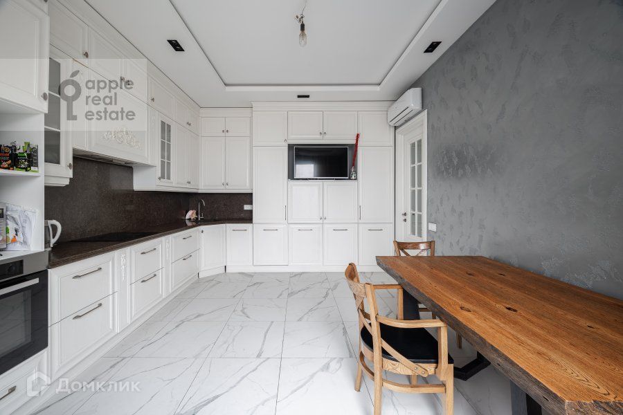 Продаётся 3-комнатная квартира, 82 м²