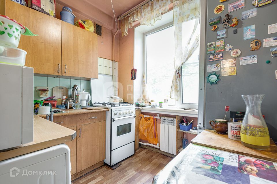 Продаётся 3-комнатная квартира, 57.8 м²