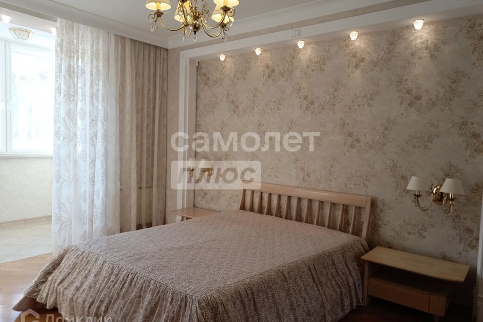 Продаётся 3-комнатная квартира, 110.7 м²