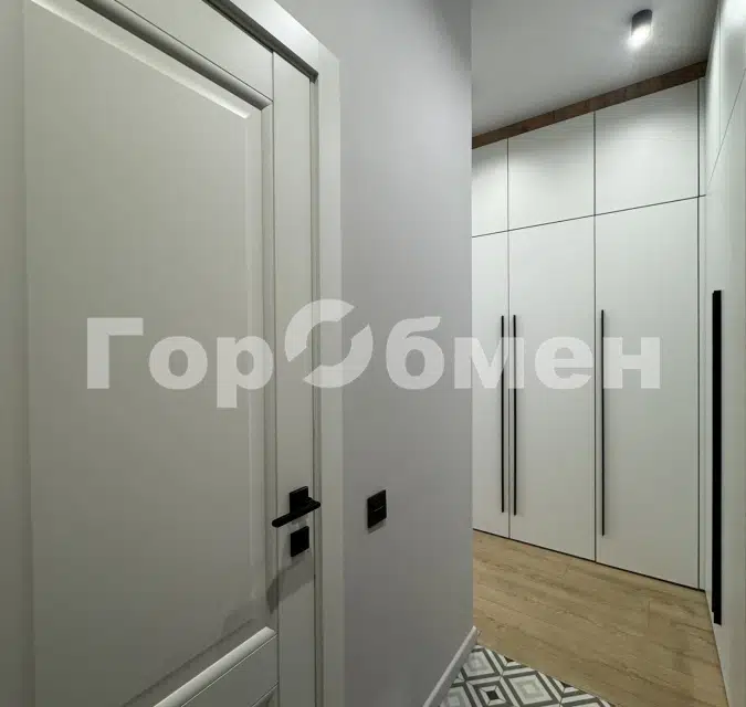 Продаётся 2-комнатная квартира, 79.3 м²