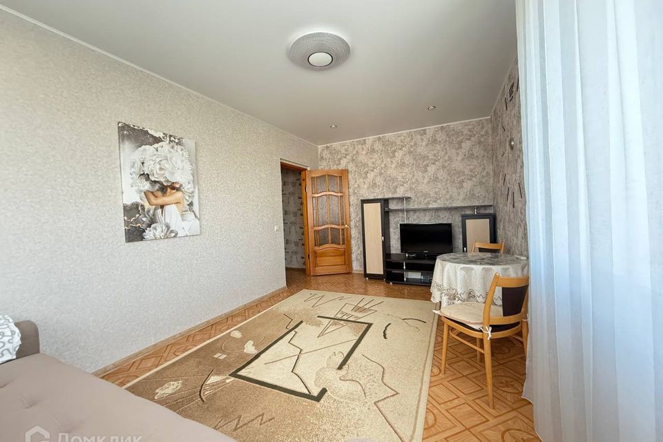 Сдаётся 2-комнатная квартира, 57 м²