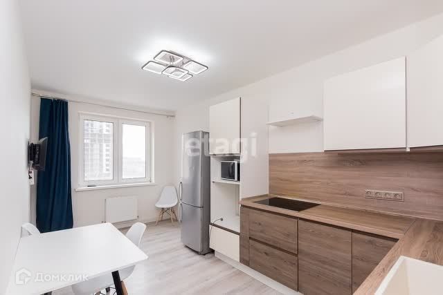 Сдаётся 1-комнатная квартира, 42.4 м²